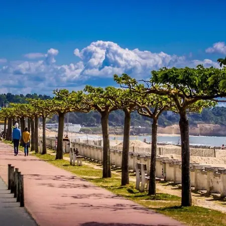 펜션 Mansion In Aquitaine With Private Pool