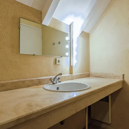 Mansion In Aquitaine With Private Pool *